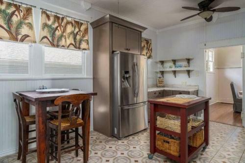 Remodeled Historic Rockport Home With 2 Masters