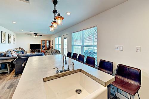 Copano Ridge Dream Unit A & B