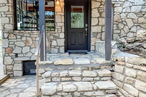 Powell Lake House