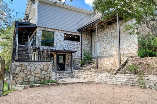 Powell Lake House