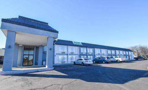 Hotel Quality Inn & Suites