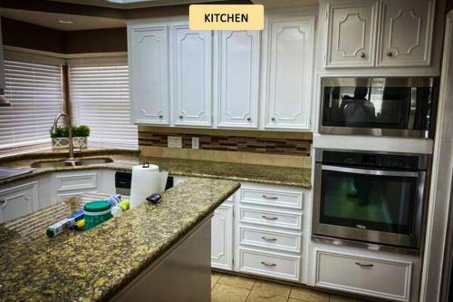 Pool House, Outdoor Kitchen, 25 Mins From Downtown - Penton