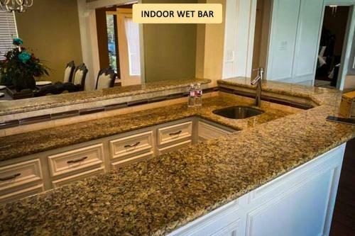 Pool House, Outdoor Kitchen, 25 Mins From Downtown - Penton
