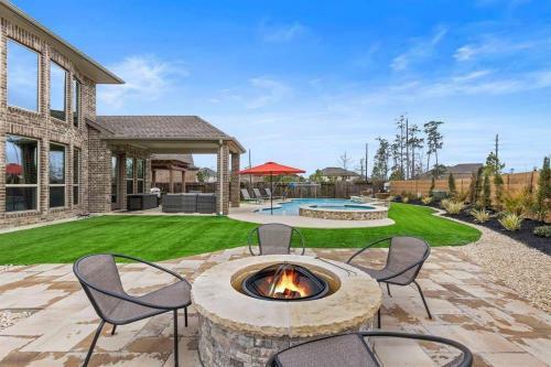 Staycation! In Fabulous Spring,tx 5bd/3.5bth Pool!