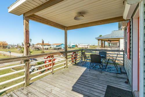 Casa de Las Olas - Huge Fenced Yard, Massive Outdoor Shower, Great Breezes From Deck!