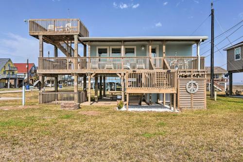 Sunny Beach Retreat With Views Steps To Water