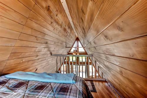 Cozy Antimony Cabin In Private Location With Fire Pit