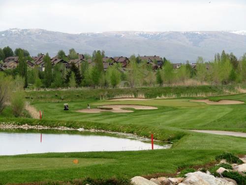 Luxury Townhouse In Wolf Creek