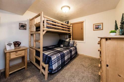 Kat's Kabin - Amazing Views And Accommodations!