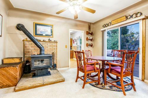 Bear Lake Classic Cottage