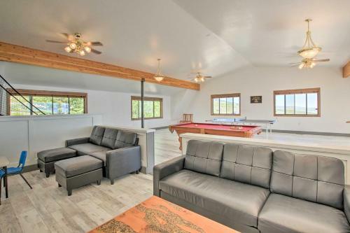 Breathtaking Bear Lake Escape With Game Room!