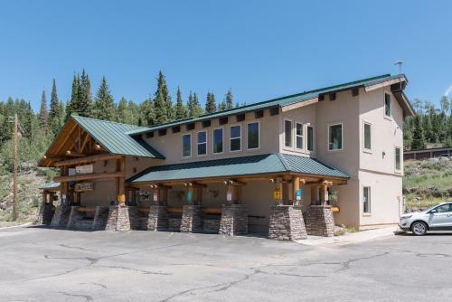 Apartamento Ridges A2- 2bd 2 Ba Sleeps 7 Mountain Views Wood Burning Fireplace