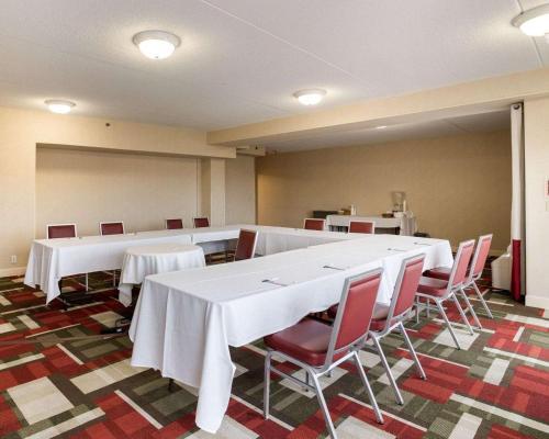 Hotel Quality Inn Manchester Airport