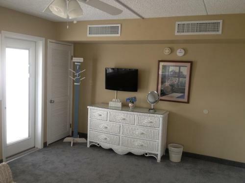 Hotel Biscayne Suites