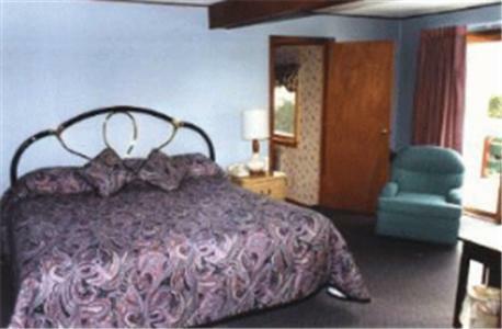 Town & Country Motor Inn