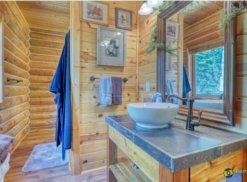 Brian Head Cabin With Luxuries