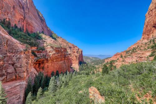 Zion Getaway
