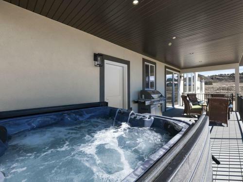 Luxury Escape With Amazing Views
