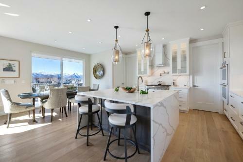 Luxury Escape With Amazing Views
