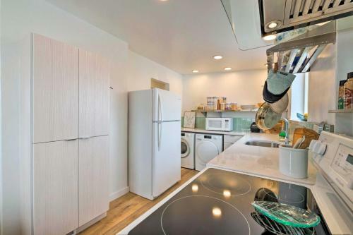 South Salt Lake Apartment With Mountain Views!