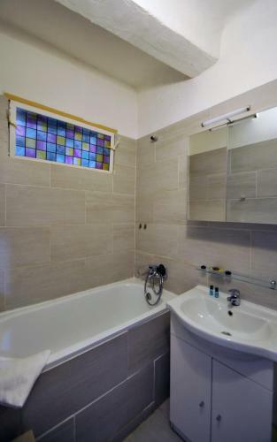 Apartment Near The Old Port