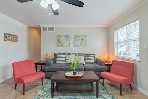 Beautiful Apartment By The Botanical Gardens