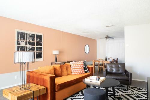Wanderjaunt - Oak Hills Apartments