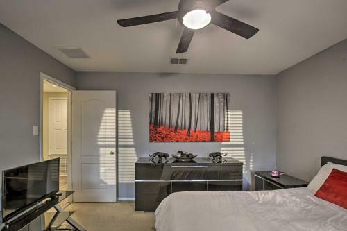 Pet-friendly Getaway With Yard About 4 Mi To Seaworld!