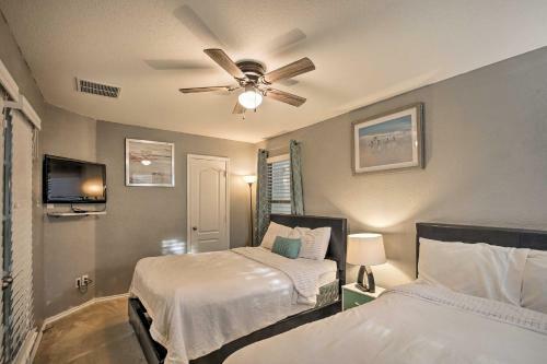 Pet-friendly Getaway With Yard About 4 Mi To Seaworld!