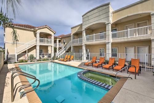 Apartamento Pacifica Condo With Balcony, Walk To Beach!