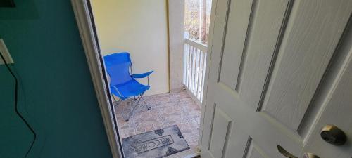 Brand New Inside With Fun Pool - San Francisco Unit 6 Home