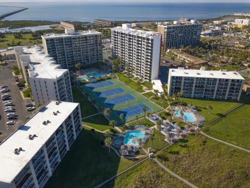 Stunner 9th Floor View Home With 2 Heated Pools - Saida 3-903