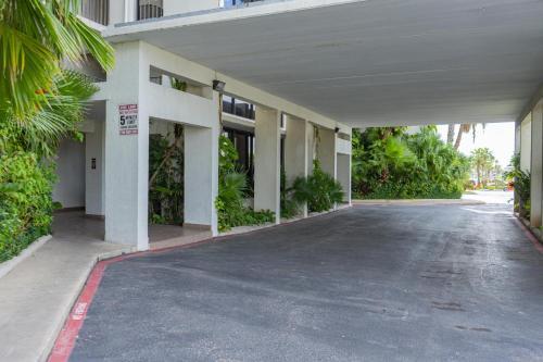 Stunner 9th Floor View Home With 2 Heated Pools - Saida 3-903
