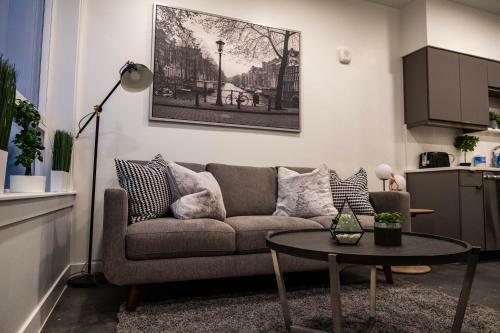 Urban Downtown Apartment