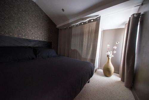 Love Suites & Spa "le Loft" Avec Jacuzzi Privatif