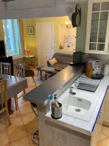 Domaine Des Deux Rivi�res - G�te -