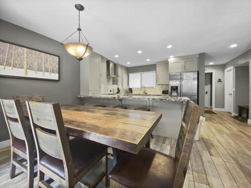 33b Hidden Creek Townhouse