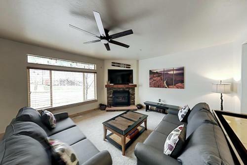Oslo Lane Ski Townhouse