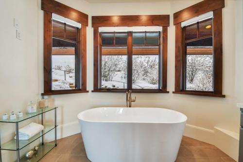 Deer Hollow Chalet