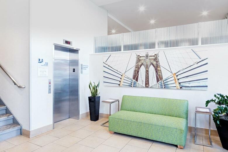 Hotel Holiday Inn Express Brooklyn