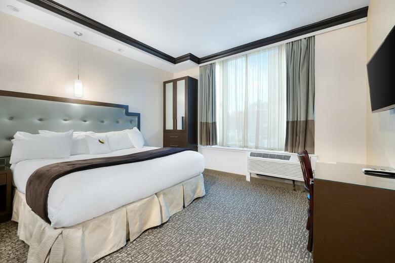 Condor Hotel Brooklyn
