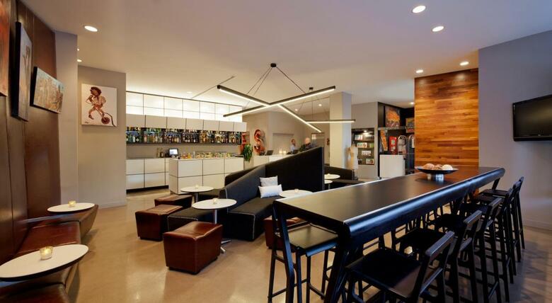 Nu Hotel