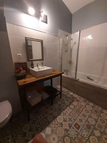 La Grange de La Batone - Bed And Breakfast