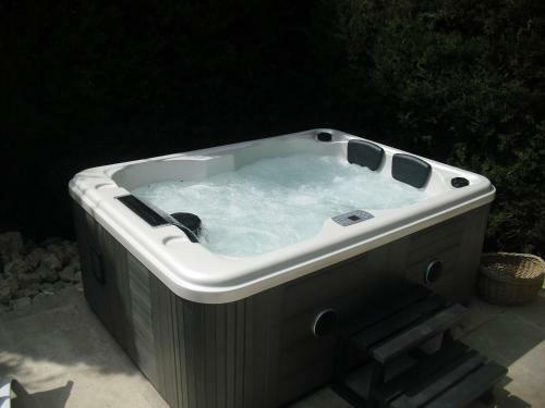 G�te de Charme Piscine Et Spa En Provence
