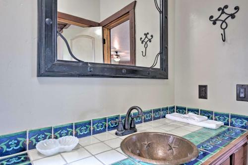 Well-appointed Sterling Casita With Full Kitchen!