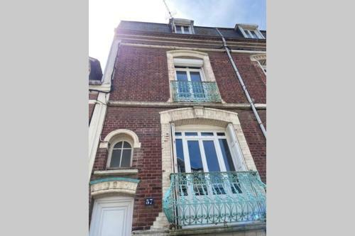 Villa De L'�glise