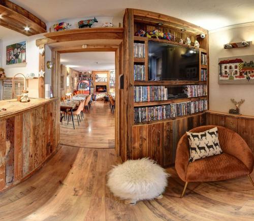 Hotel H�tel Les Cimes