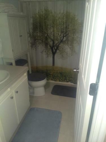 Curt's Cozy Room Rentals