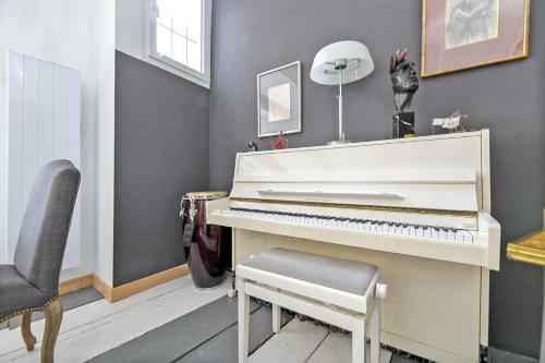 Hostal Maison Capucine