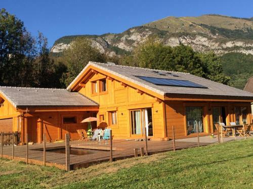 Bed & Breakfast Chalet Aux 3 Biches